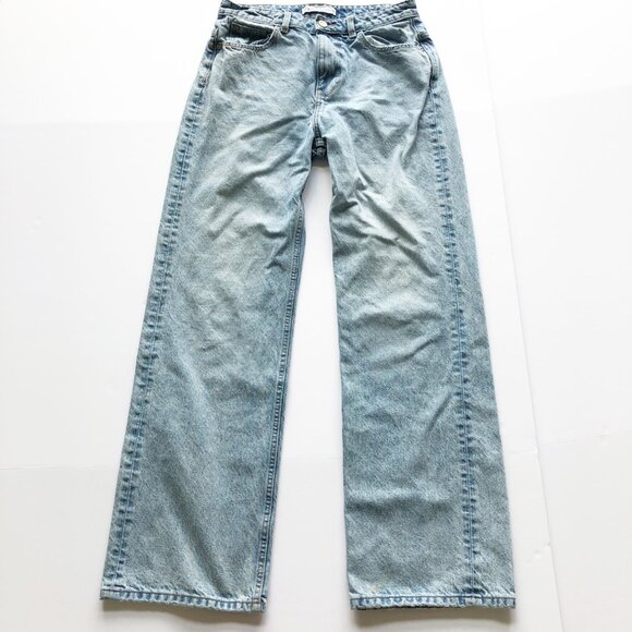 ZARA High Rise Relaxed Fit Wide Leg Light Wash Baggy Jeans Womens 6 - Picture 3 of 9